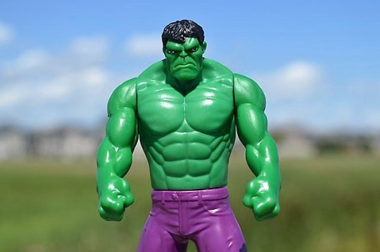 incredible-hulk-1527199_640